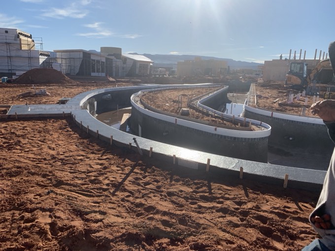 Forming the curved edge before the pour